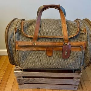 Hartmann Traveler Weekender Duffle Style. Brown Tweed and Leather